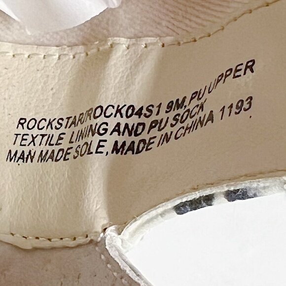 Steve Madden Rockstar White and Grey Snakeprint Snakeskin Studded Booties Size 9 - Picture 6 of 10